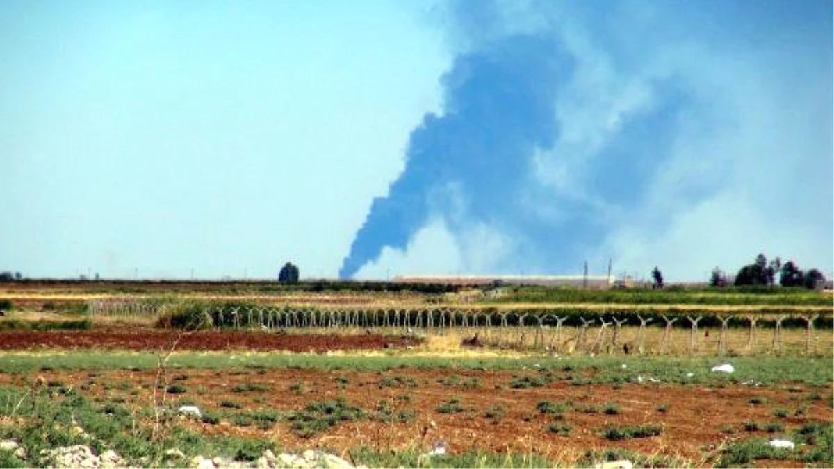 Suriye\'nin Kamışlı Kenti Yakınlarında Petrol Sahasında Patlama