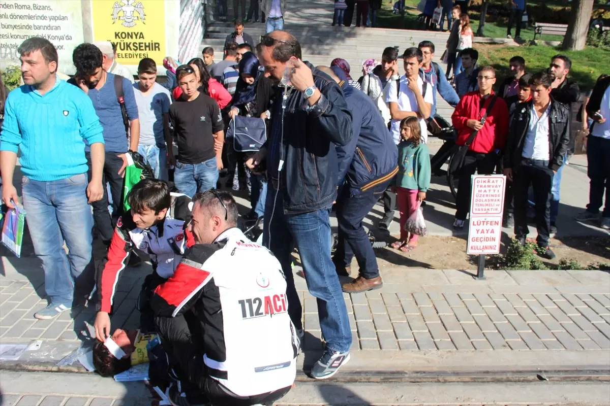 Tramvay Yoluna Düşen Çocuk Yaralandı