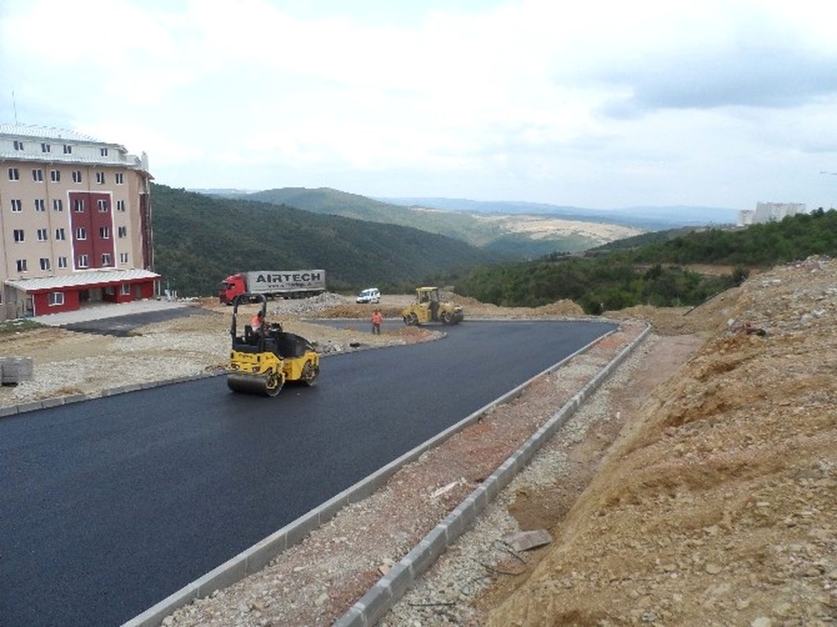 Umuttepe Öğrenci Yurdu Asfaltlandı