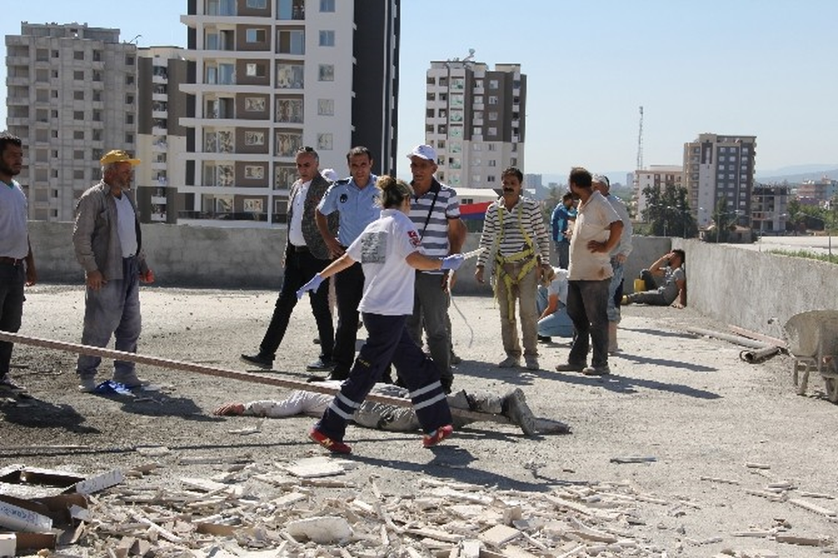 10. Kattan Düşen İnşaat İşçisi Öldü