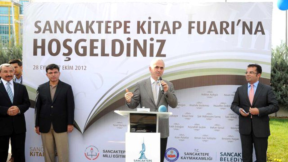 5. Sancaktepe Kitap Fuarı ve 15 Temmuz Sergisi Açıldı