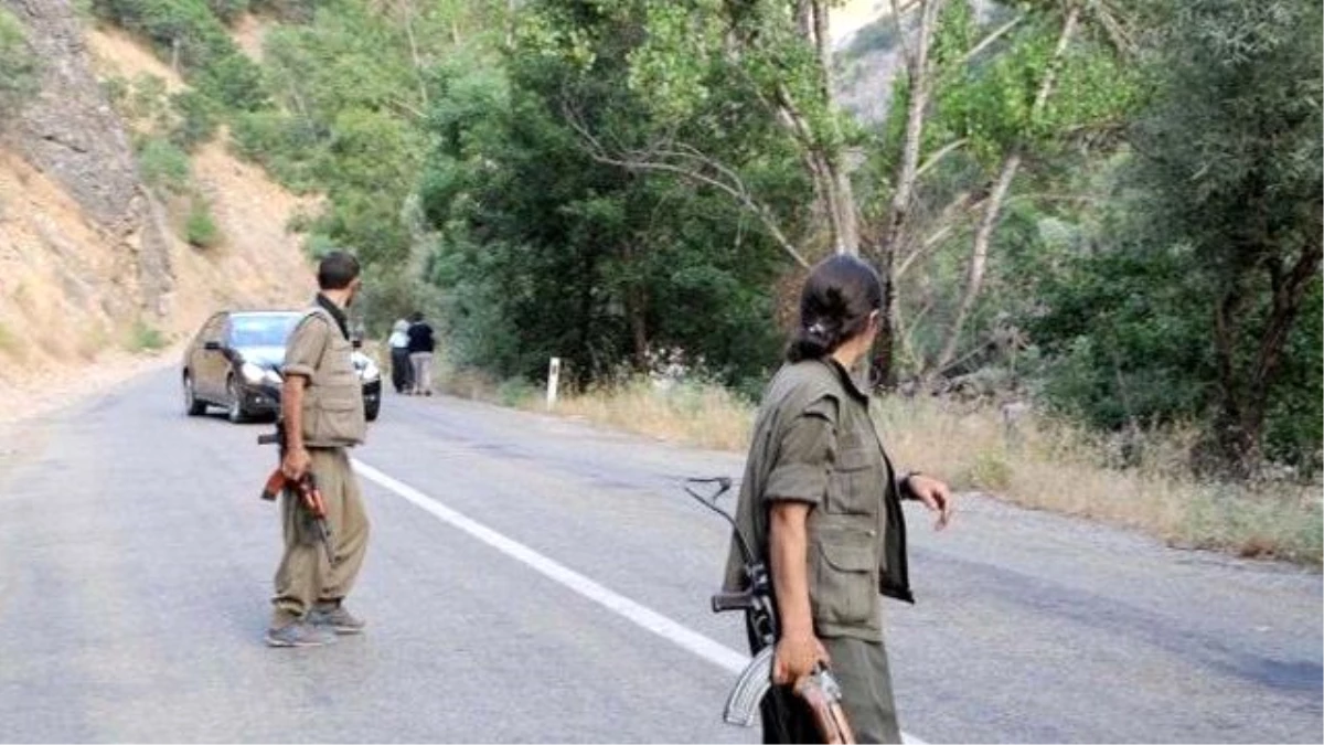Tunceli\'de PKK\'nın Gasp Ettiği Araç, Polisi Alarma Geçirdi