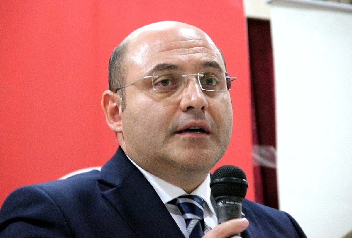 Ali Çetinbaş: Yaşlılar Toplumun En Kıymetli Hazineleridir
