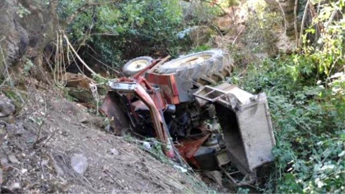 Aydın\'da Traktör Uçuruma Devrildi: 1 Ölü, 1 Yaralı