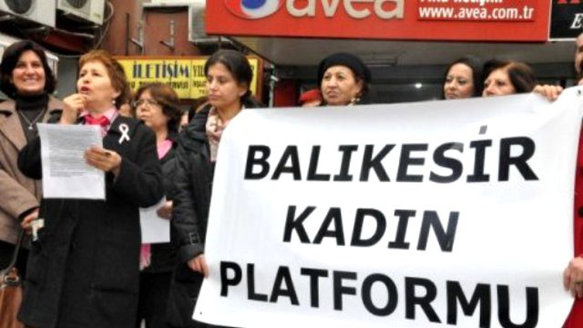 Balıkesirli Kadınlar, Şiddete Tepki Gösterdi