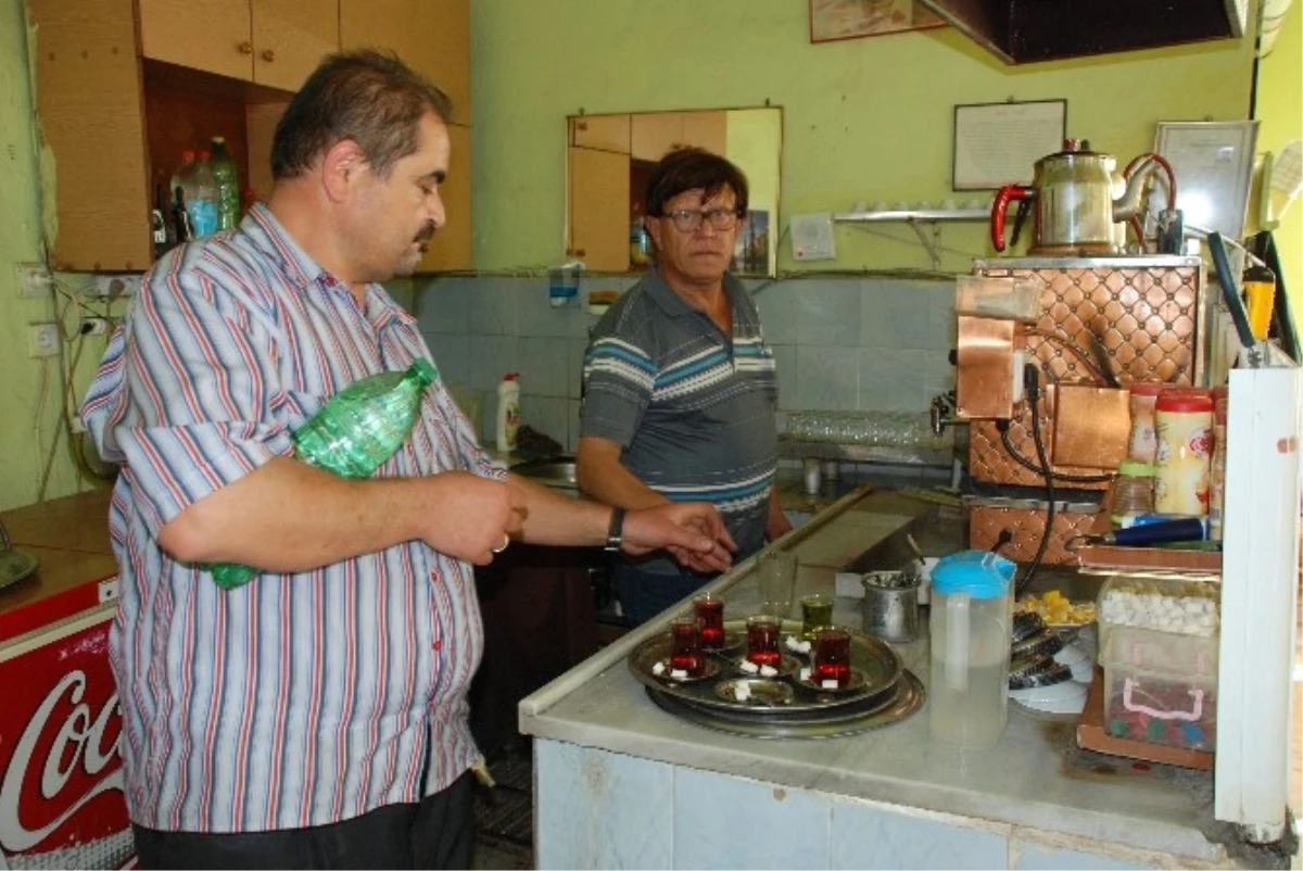 Çay Zammı Kahvecileri Sevindirdi