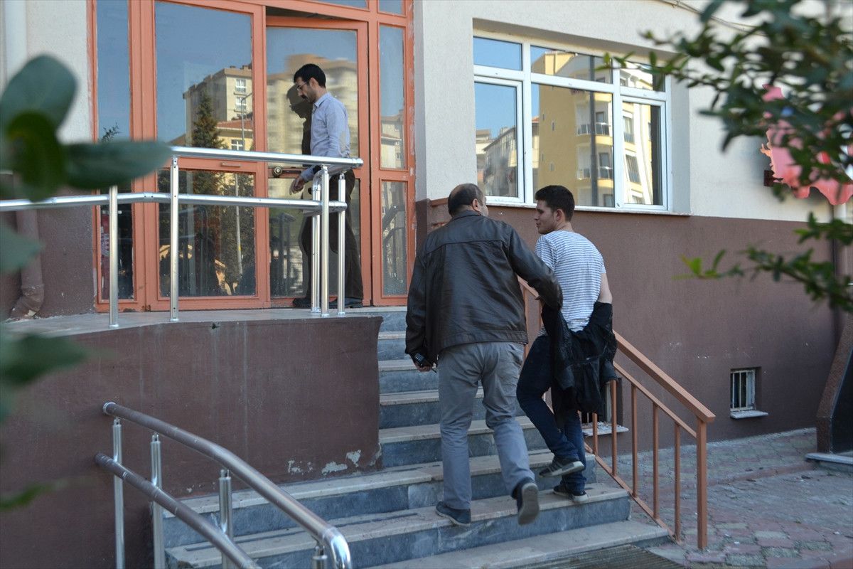 Çerkezköy\'de Polisten Kaçan Araçta Uyuşturucu Çıktı