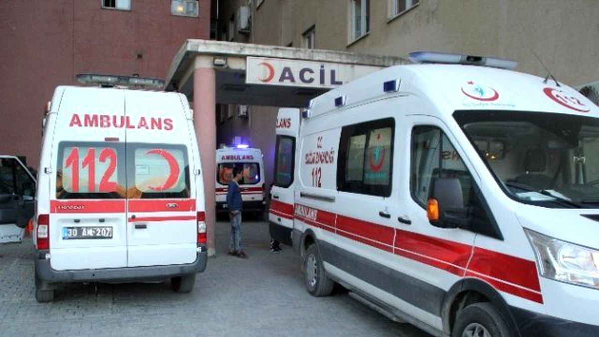 Görüntülü Haber) Hakkari\'de: 1 Şehit, 5 Yaralı