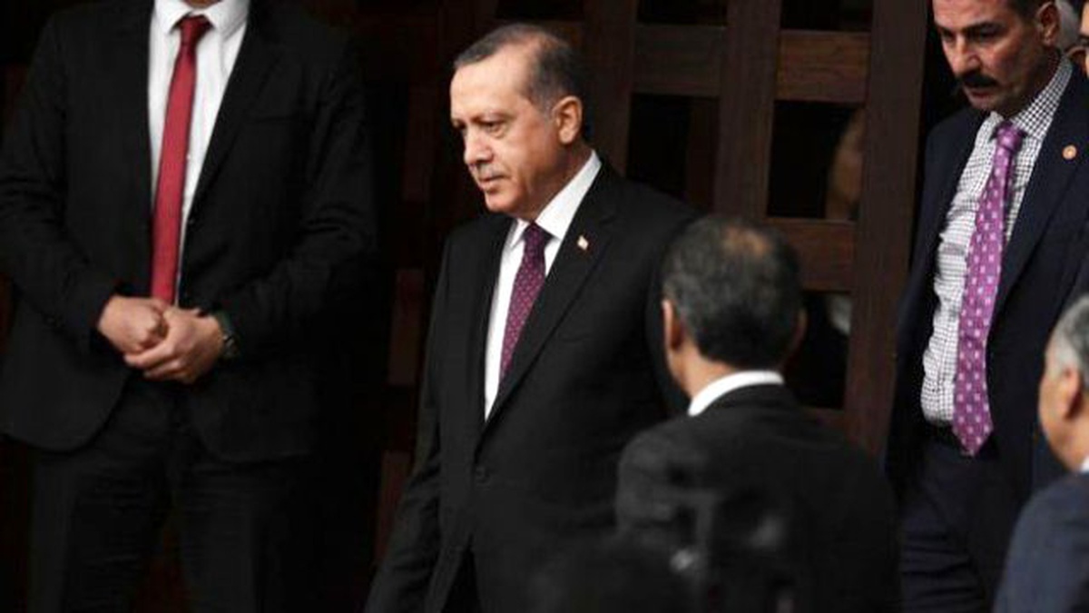 Cumhurbaşkanı Erdoğan TBMM\'den Ayrıldı
