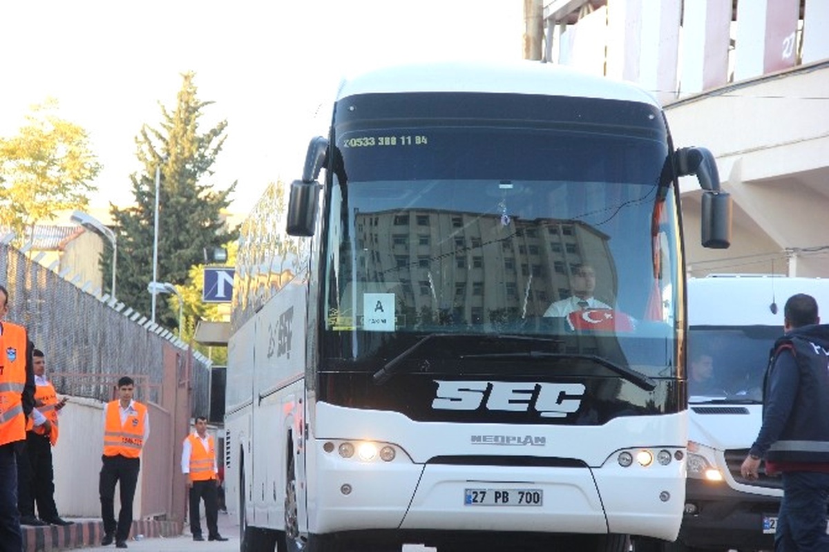 Gaziantepspor ve Bursaspor Stadyuma Geldi