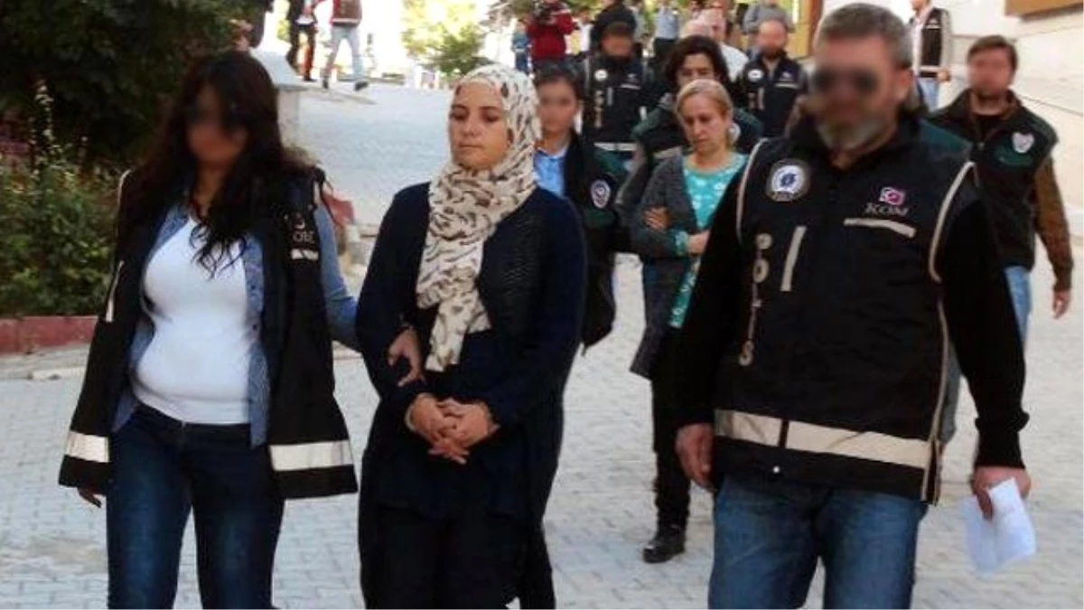 Karakoçan Belediyesi\'nin DBP\'li Eş Başkanları Tutuklandı