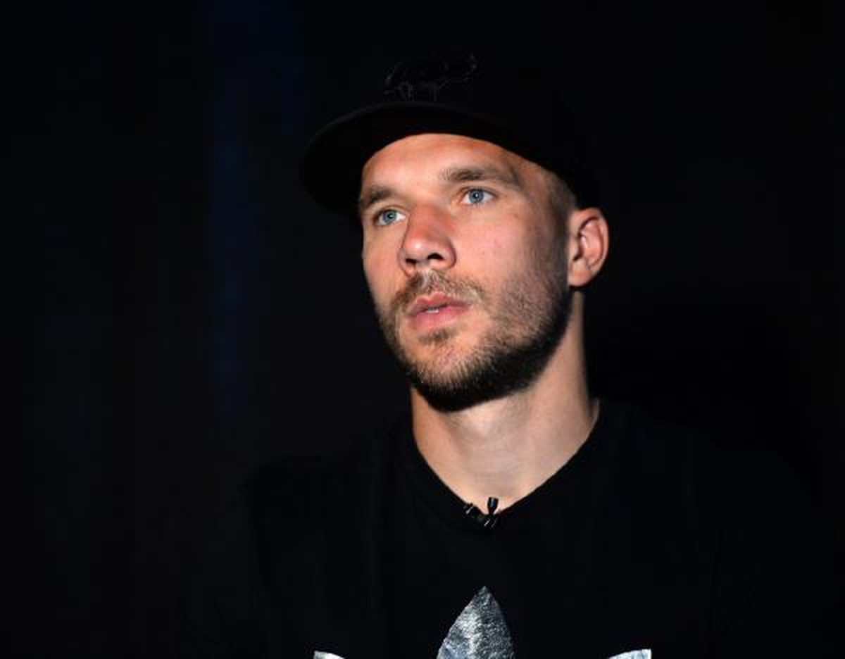 Lukas Podolski: "İç Sahada Özel Bir Atmosfer Oluyor"