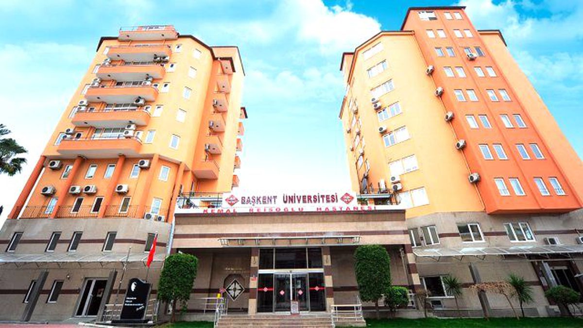 Mahalleli, Umut Bebeği Konfetilerle Kapıda Karşıladı