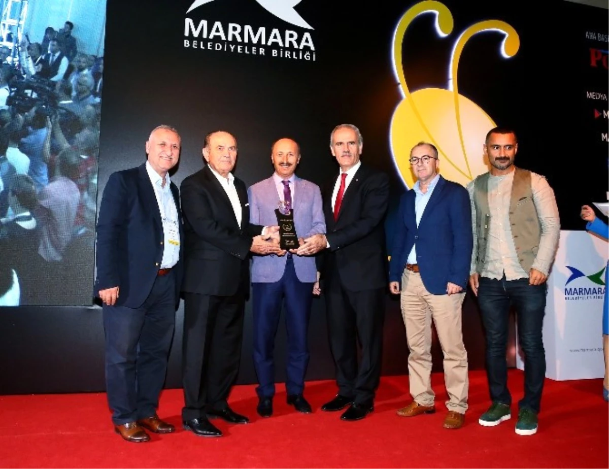 Sultangazi Belediyesi\'ne İmar Şehircilik ve Estetik Ödülü