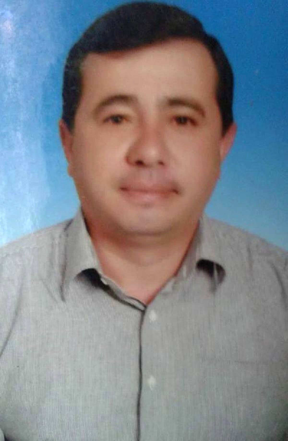 Tuhafiyeci Otomobilinde İntihar Etti