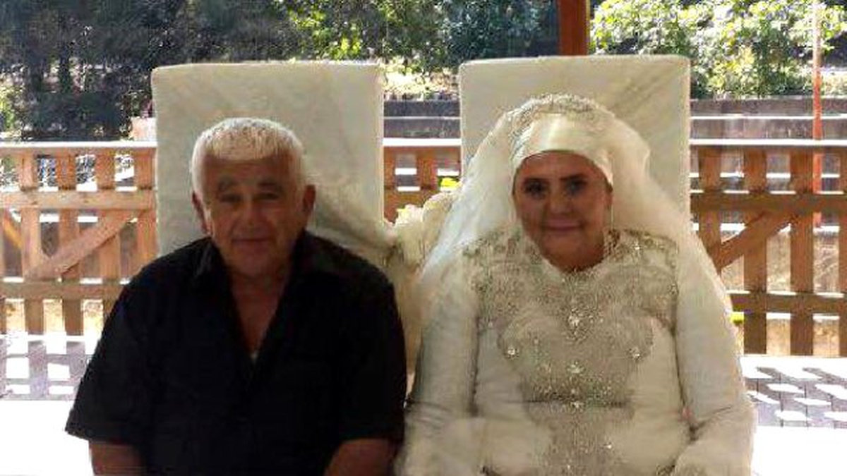 50 Yıllık Evli Çift, 70 Yaşında Düğün Yaptı