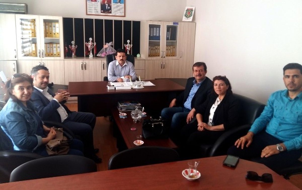 AK Parti Uşak Merkez İlçeden Eğitime Destek