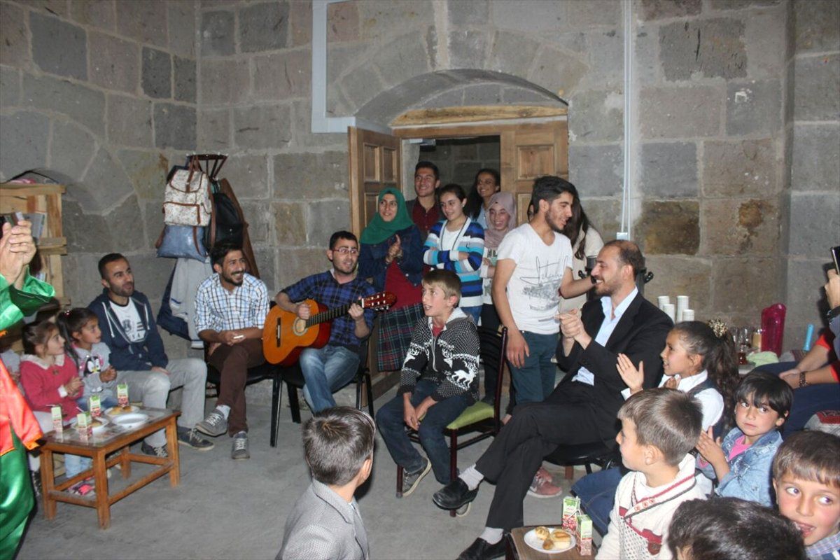 Bisad\'dan "Oda Tiyatrosu" Etkinliği
