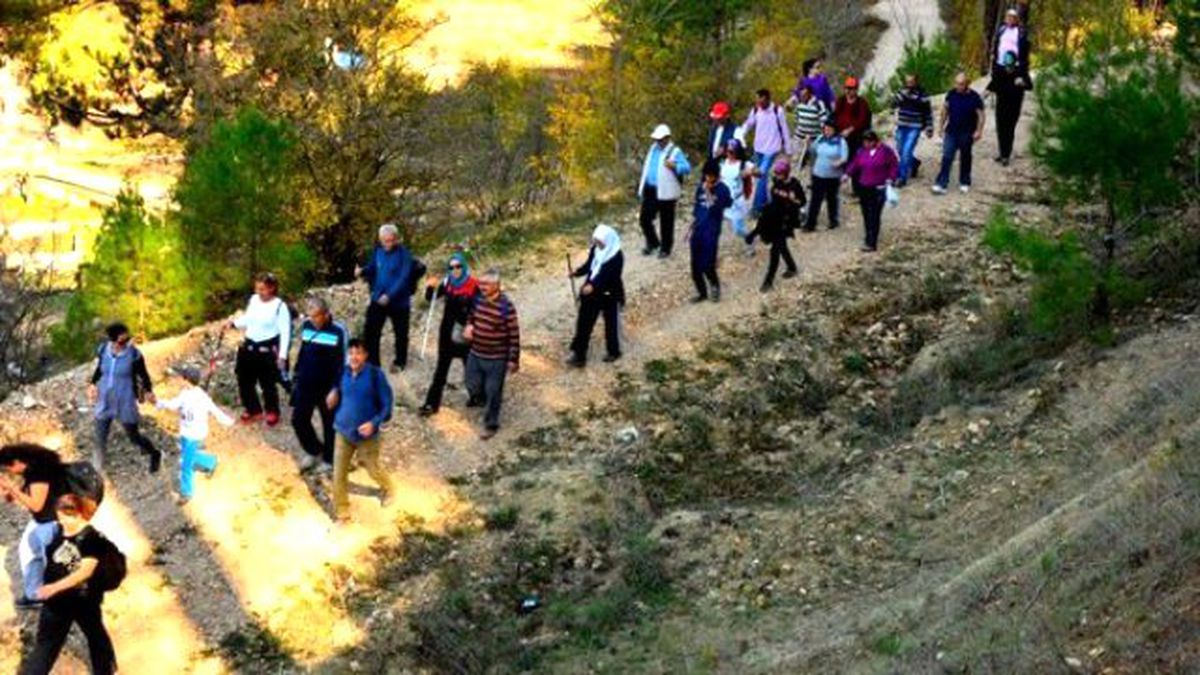 Çameli\'de Doğa Yürüyüşü