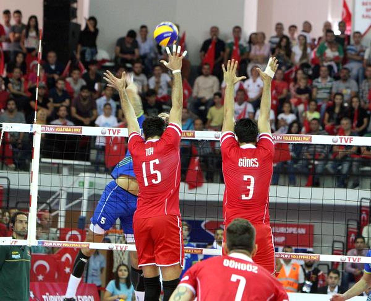 Cev 2017 Avrupa Voleybol Şampiyonası Elemeleri Türkiye-Portekiz: 3-0