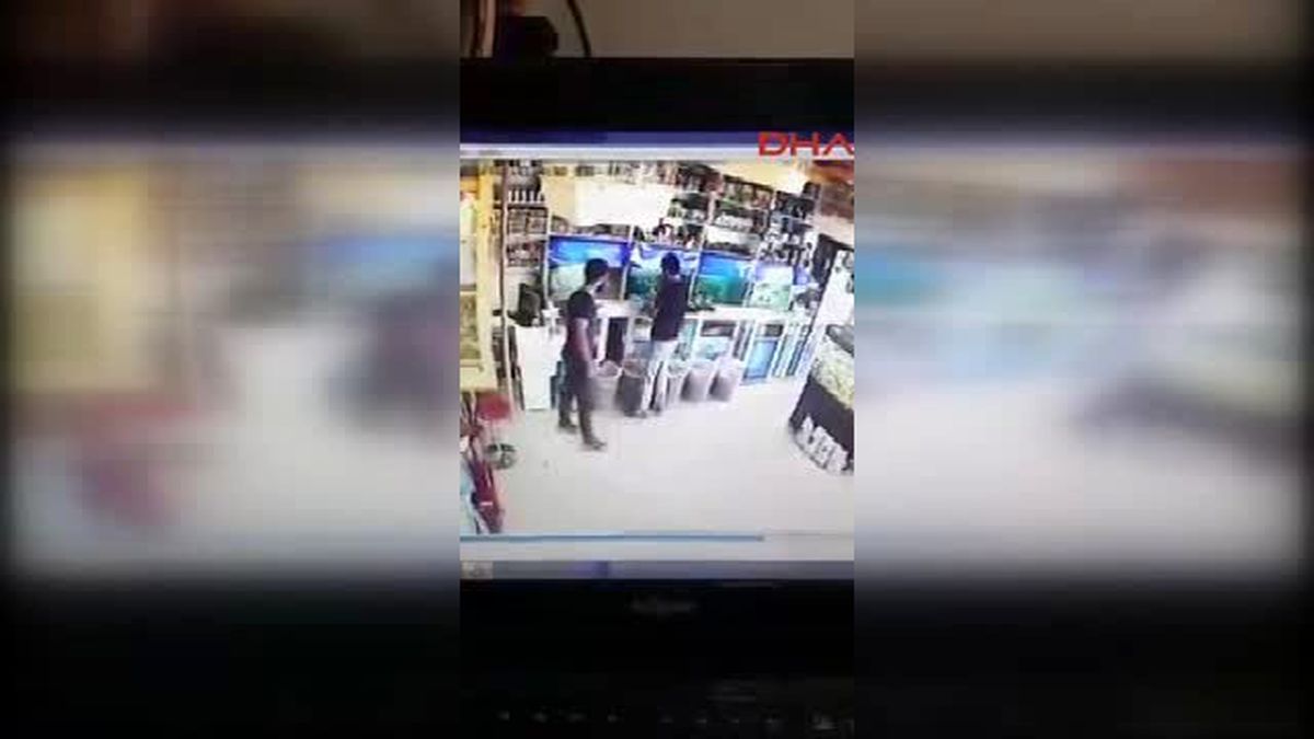 Düzce\'de Hırsızlık Anı Kamerada