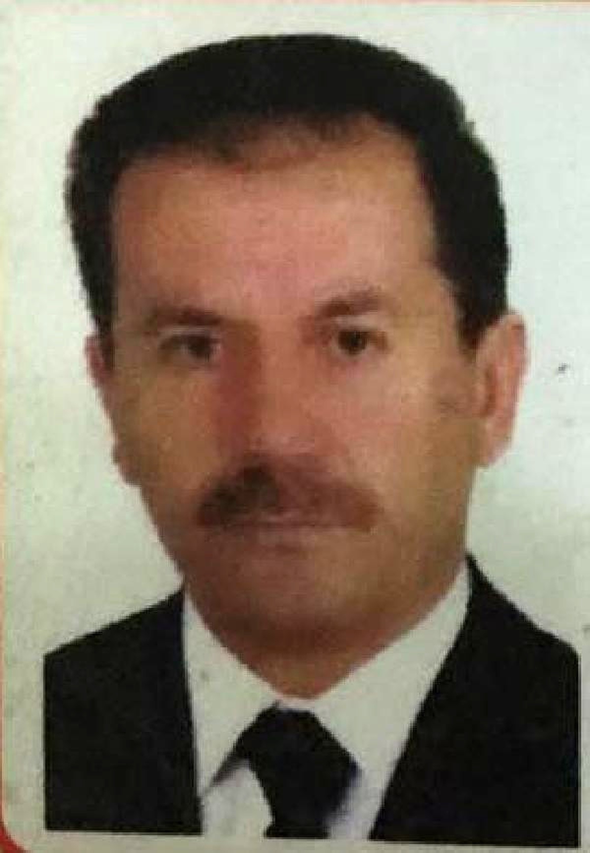 Eski Muhtar Hesabı Fazla Bulunca Garsonu Bıçakladı