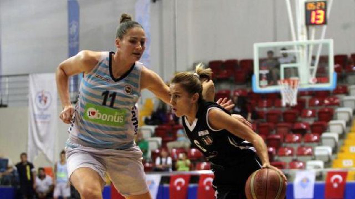 Kadınlar Özgecan Basketbol Turnuvası