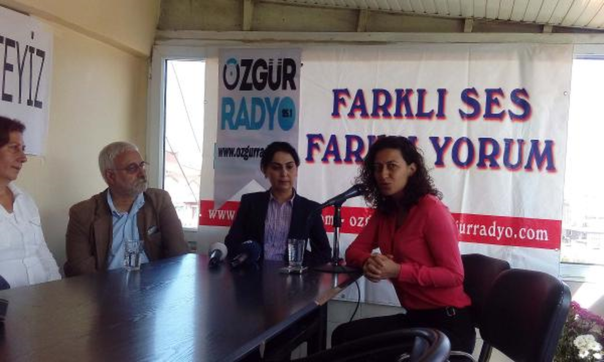 Figen Yüksekdağ, Kanun Hükmünde Kararname ile Kapatılan Bazı Basın Kuruluşlarını Ziyaret Etti