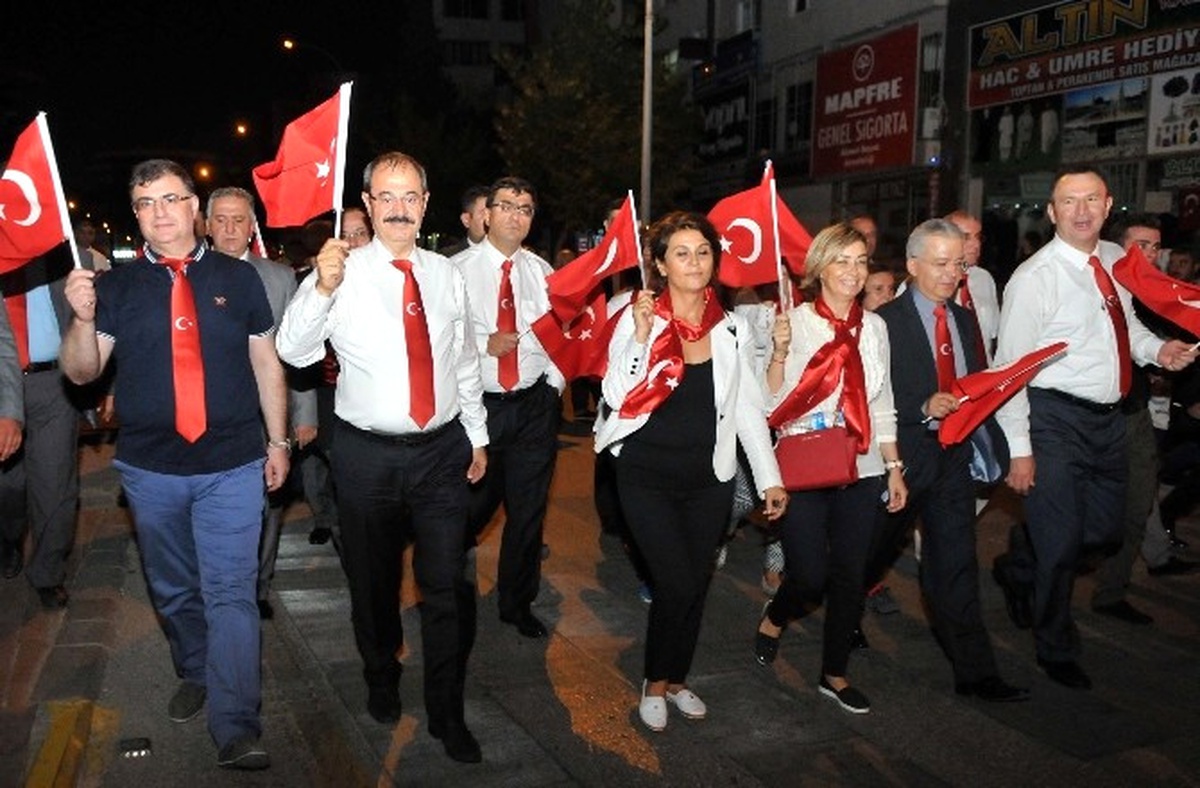 Gazi Şehirden "15 Temmuz Dayanışma Kampanyası"Na Anlamlı Bağış