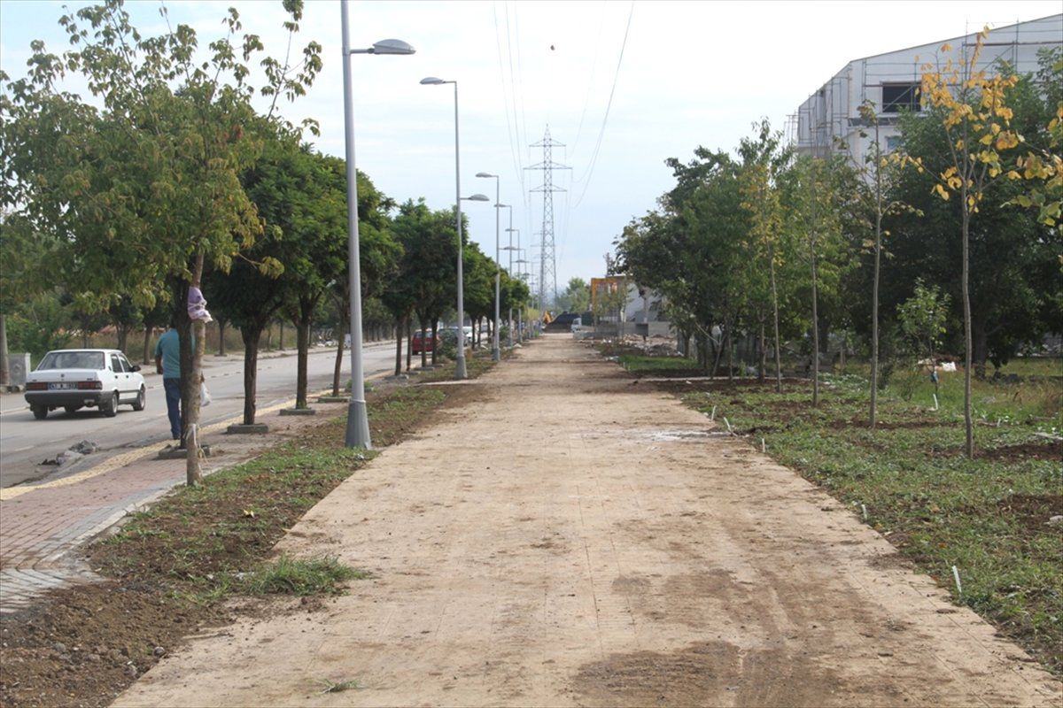 Gölcük\'e Yürüyüş Yolu Yapılıyor