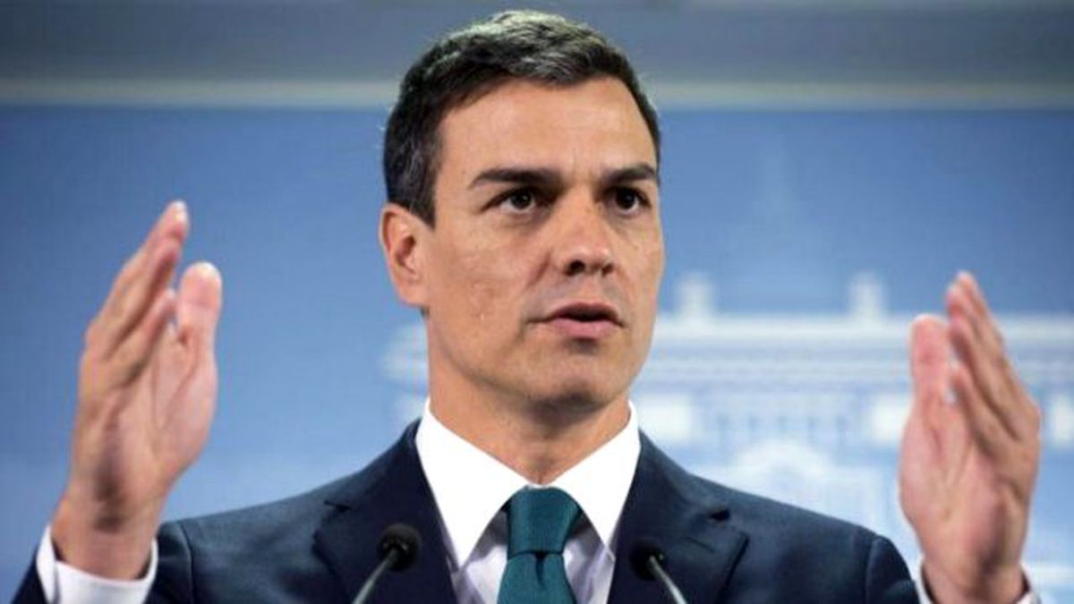 İspanya\'da Sosyalistlerin Lideri Sanchez İstifa Etti