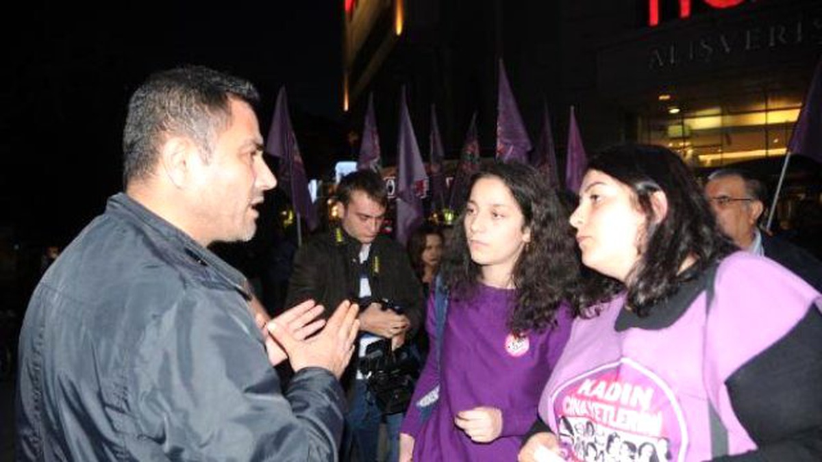 Eskişehir Kadınların Yürümesine İzin Verilmedi