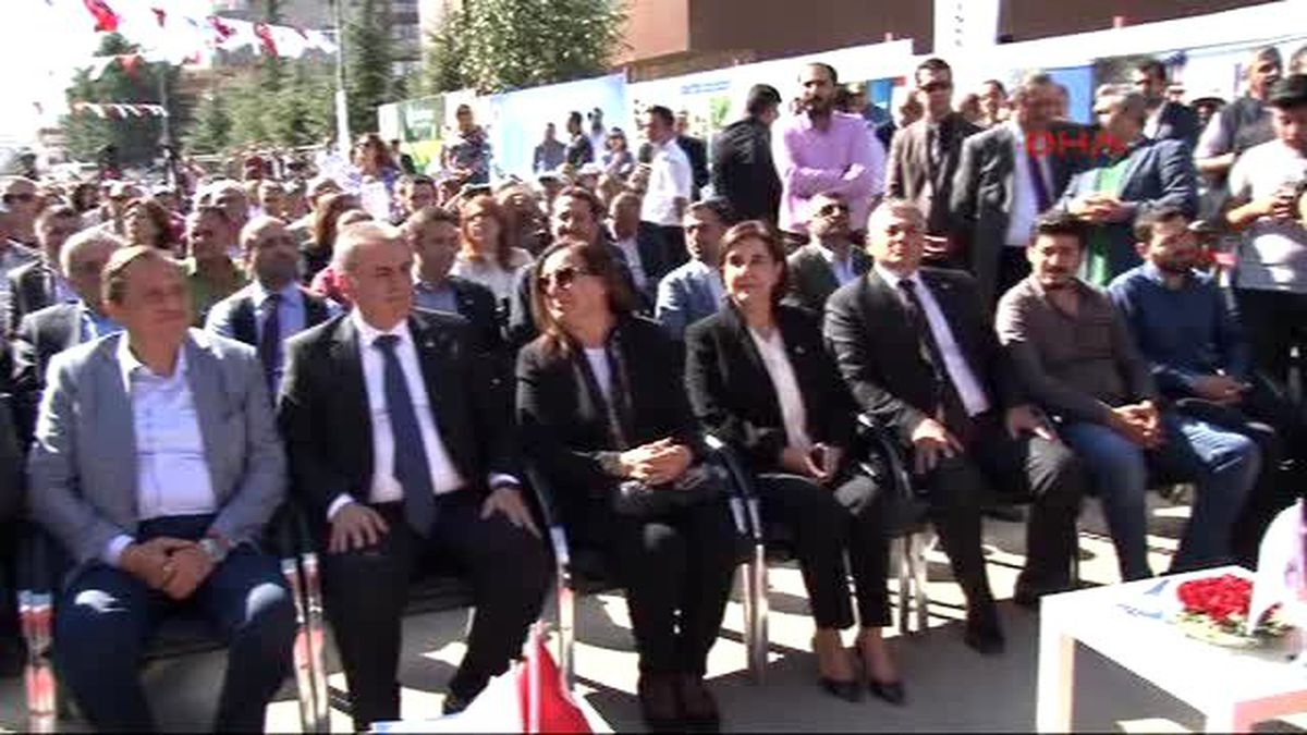 Kılıçdaroğlu, Zülfü Livaneli Sanat Merkezi\'nin Temel Atma Törenine Katıldı 1