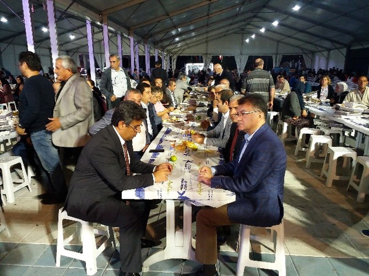 Küçükçekmece Belediyesi\'nden Muharrem Ayına Özel İftar Sofrası