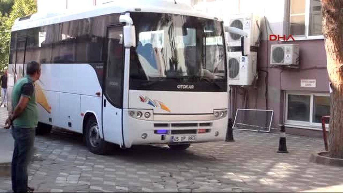 Manisa\'da, Rahatsızlanan Fetö Şüphelileri Hastanede