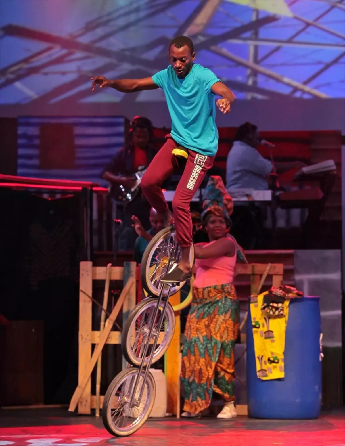 Mother Africa, Renkli Şovlarıyla Expo 2016 Antalya\'da