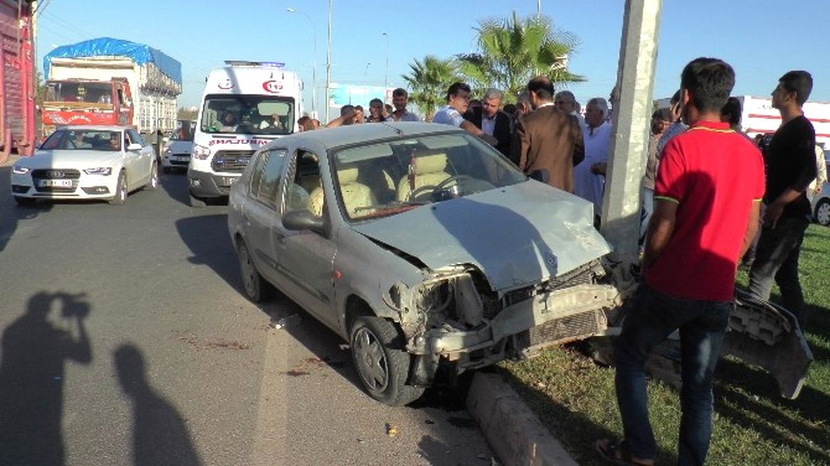 Şanlıurfa\'da Trafik Kazası: 3 Yaralı
