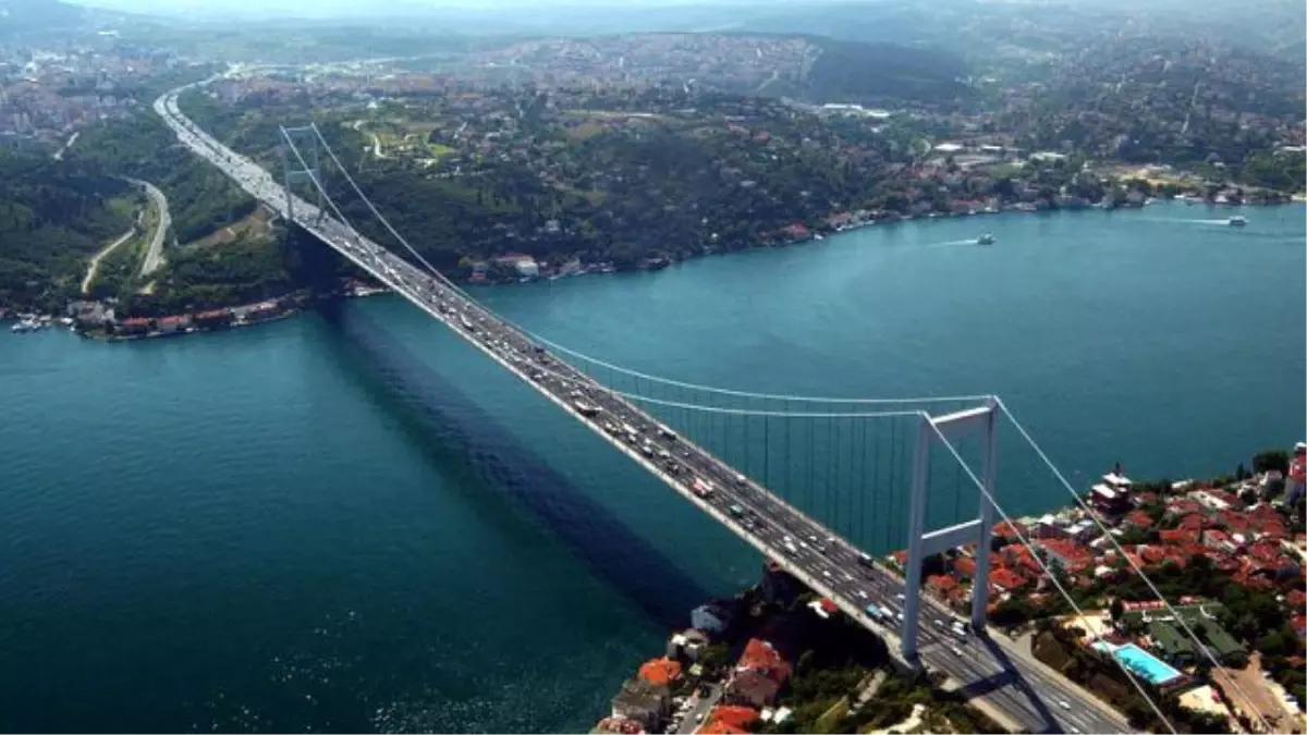 TIR'cılar Cezasını Ödeyip 3. Köprü Yerine FSM'den Geçiyor