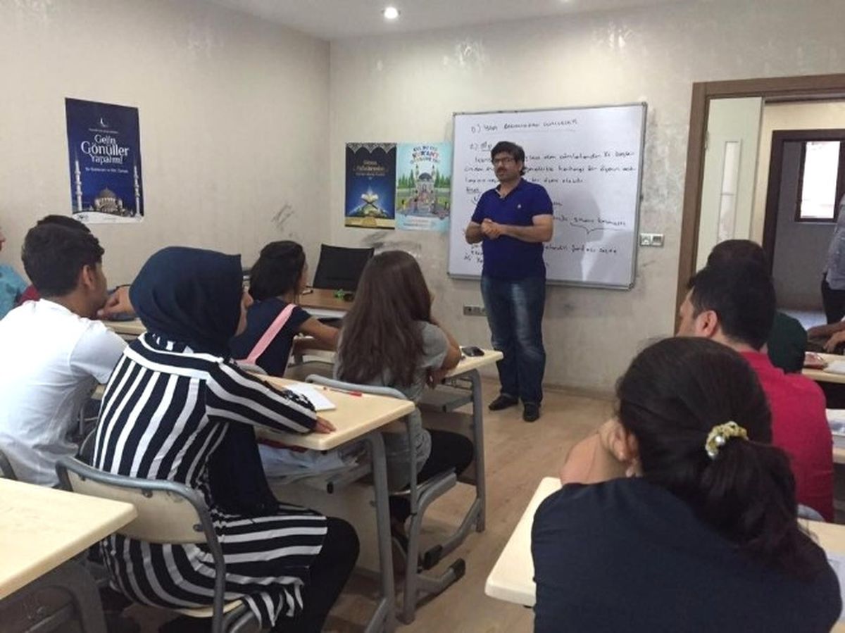 Yeşilay\'dan Gençlik Merkezinde Seminer