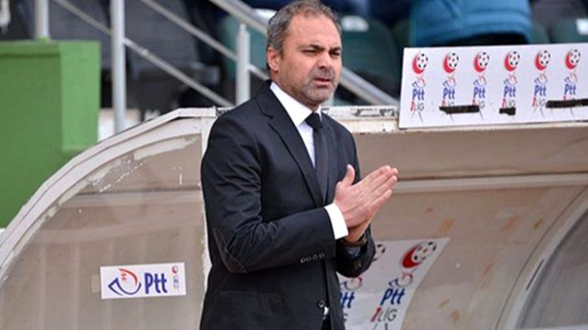 Adana Demirspor\'da Erkan Sözeri Dönemi Sona Erdi