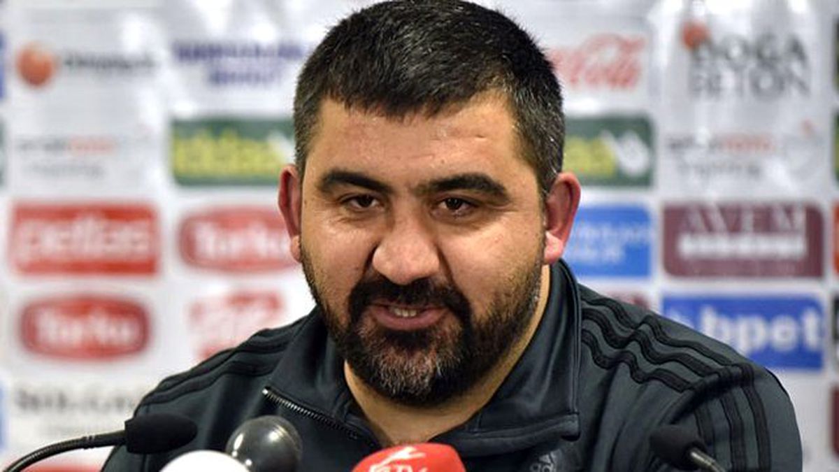 Adana Demirspor, Ümit Özat'la Görüştü