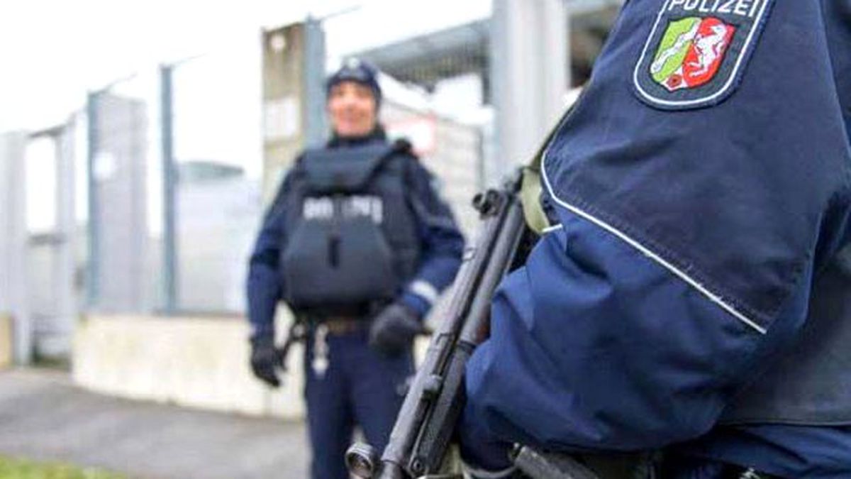 Almanya'da Cami Kermesinde İki Kadın Kurşunla Yaralandı