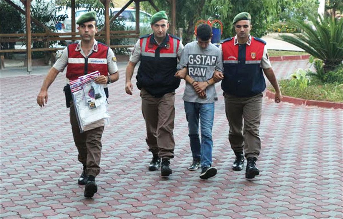 Antalya\'da Uyuşturucu Operasyonu