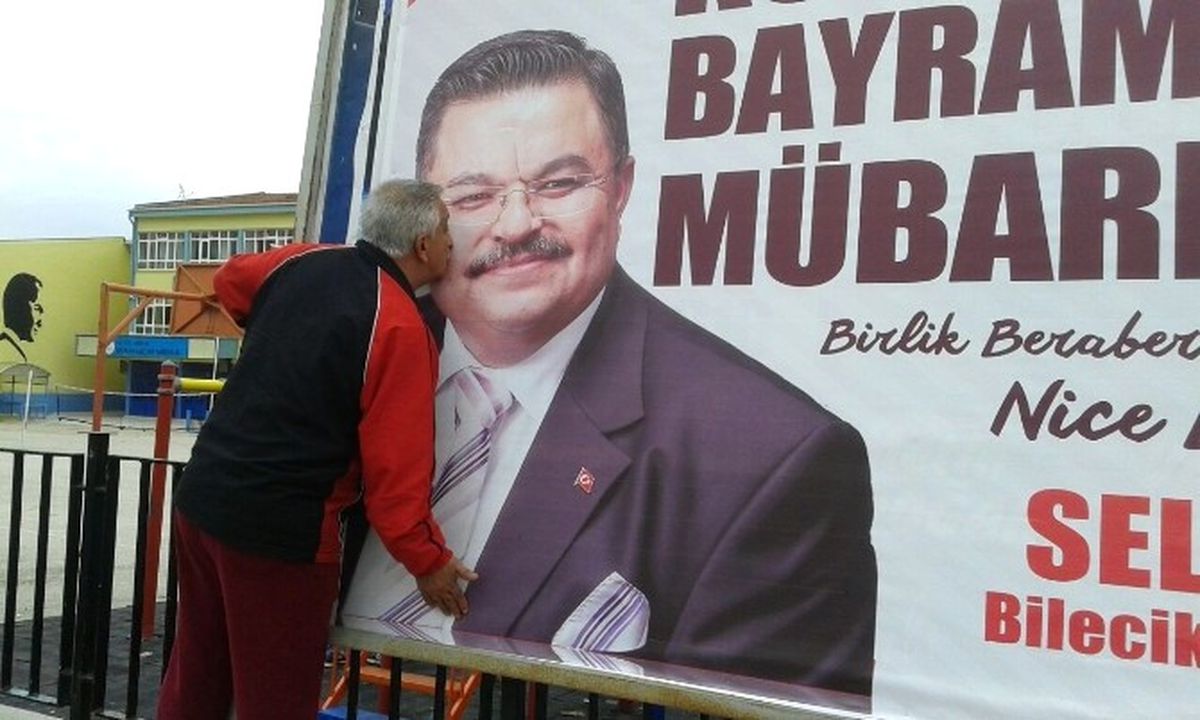 Bilecik\'te \'Şero Dayı\'nın Başkan Yağcı Sevgisi