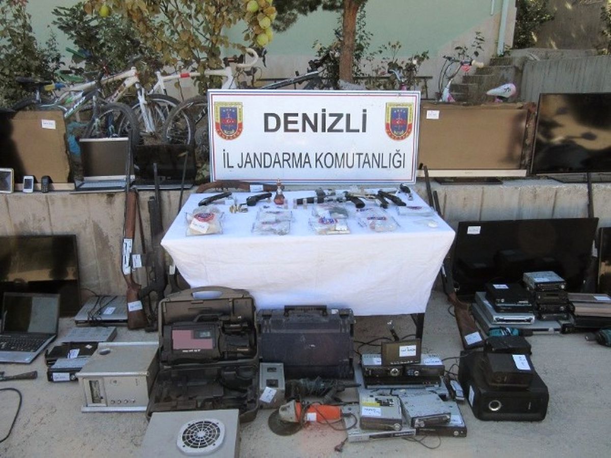 Denizli Honaz\'da Huzur Operasyonu