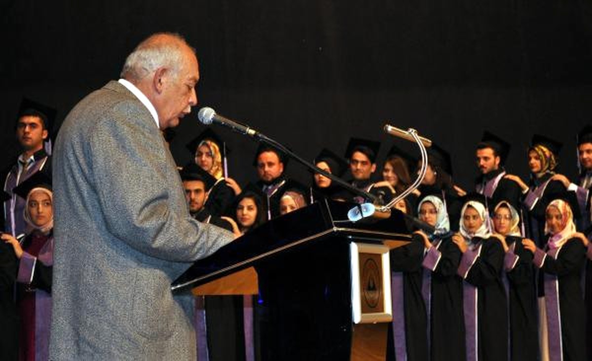 Erü Dişhekimliği\'nde \'Yeminli\' Mezuniyet Töreni