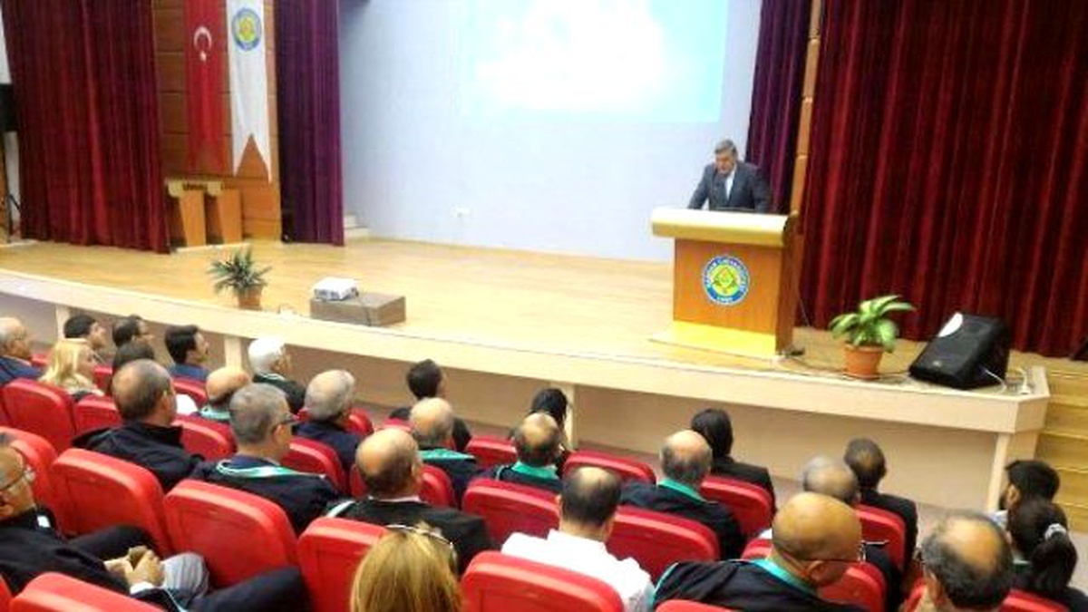 Fakülteler bir bir yeni yıl açılışını yaptı