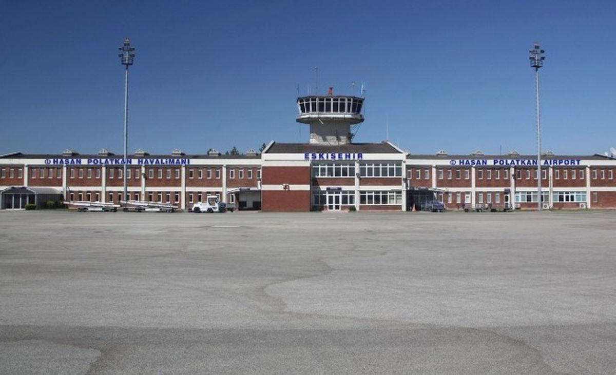 Hasan Polatkan Havalimanı\'na Yeni Terminal Müjdesi