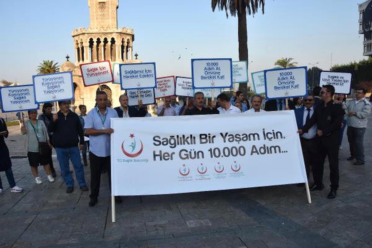 Kordon\'da Sağlık İçin Yürüdüler