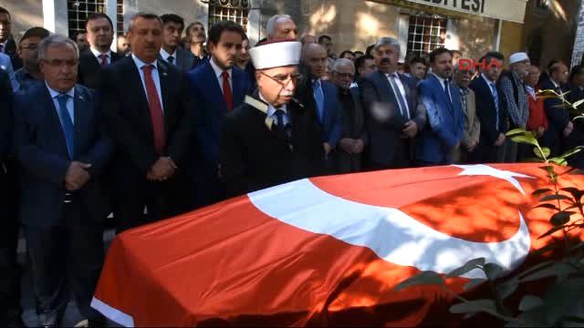 Kütahya - Ünlü Ressam Ahmet Yakupoğlu Kütahya\'da Toprağa Verildi